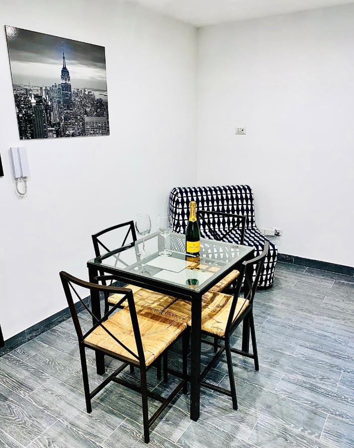 Residenza Toraldo Appartement Rome Buitenkant foto